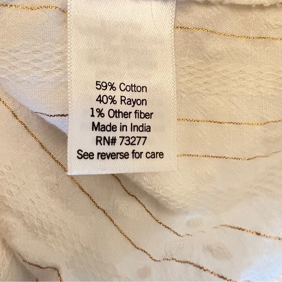 Croft & Barrow Blouse Womens Size Medium Button Up Nubby Gold Metalic Threading - Picture 7 of 9